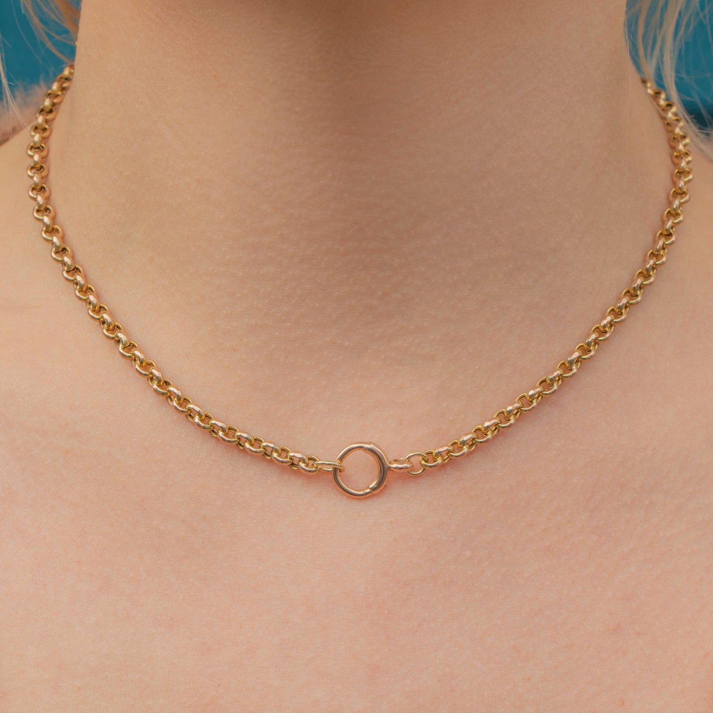 15 9ct Gold Belcher Chain with Large Antique Bolt-Ring