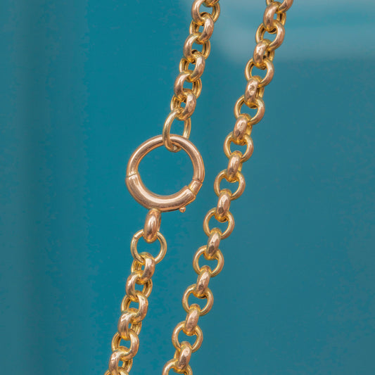 15 9ct Gold Belcher Chain with Large Antique Bolt-Ring